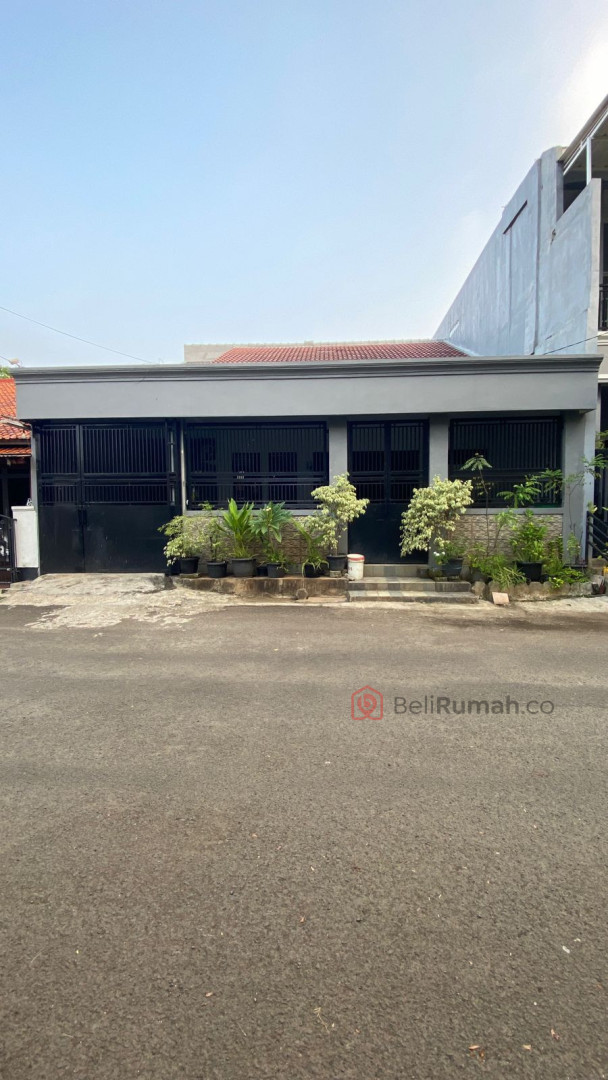 Jual Cepat (BU) Rumah Di komplek Deplu Kreo Ciledug, Cash Only - BeliRumah
