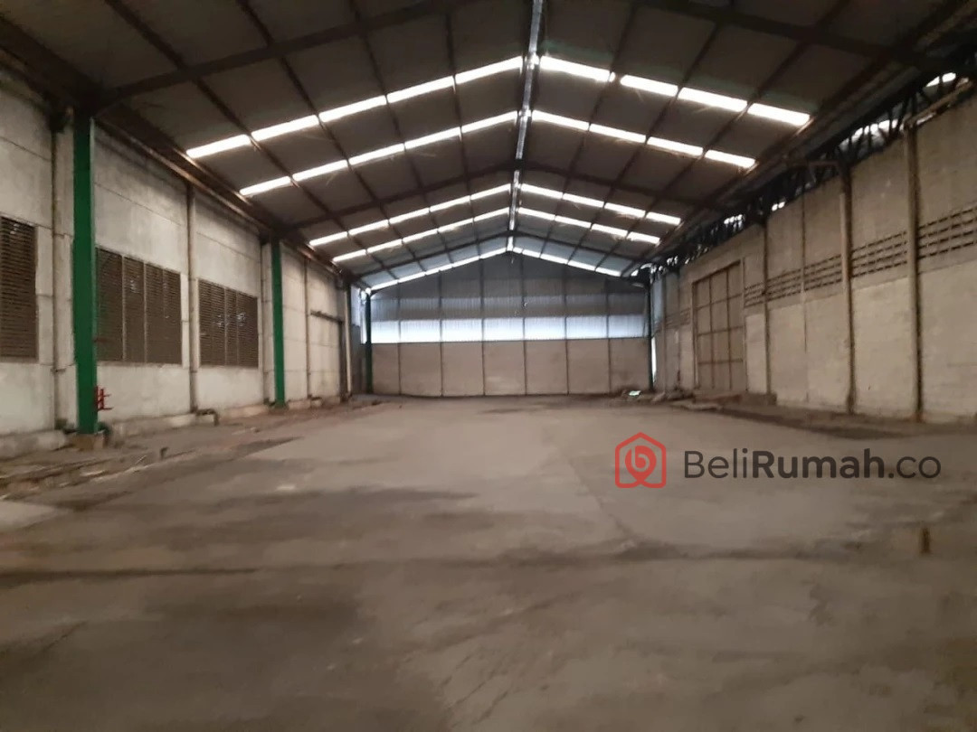 Di sewakan Gudang Jl Raya Narogong Limus Cileungsi Bogor - BeliRumah