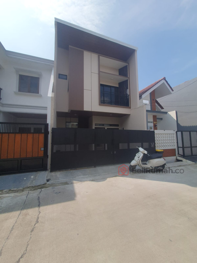 Dijual Rumah Dekat Sumarecon Lokasi Duta Harapan Kota Bekasi - BeliRumah