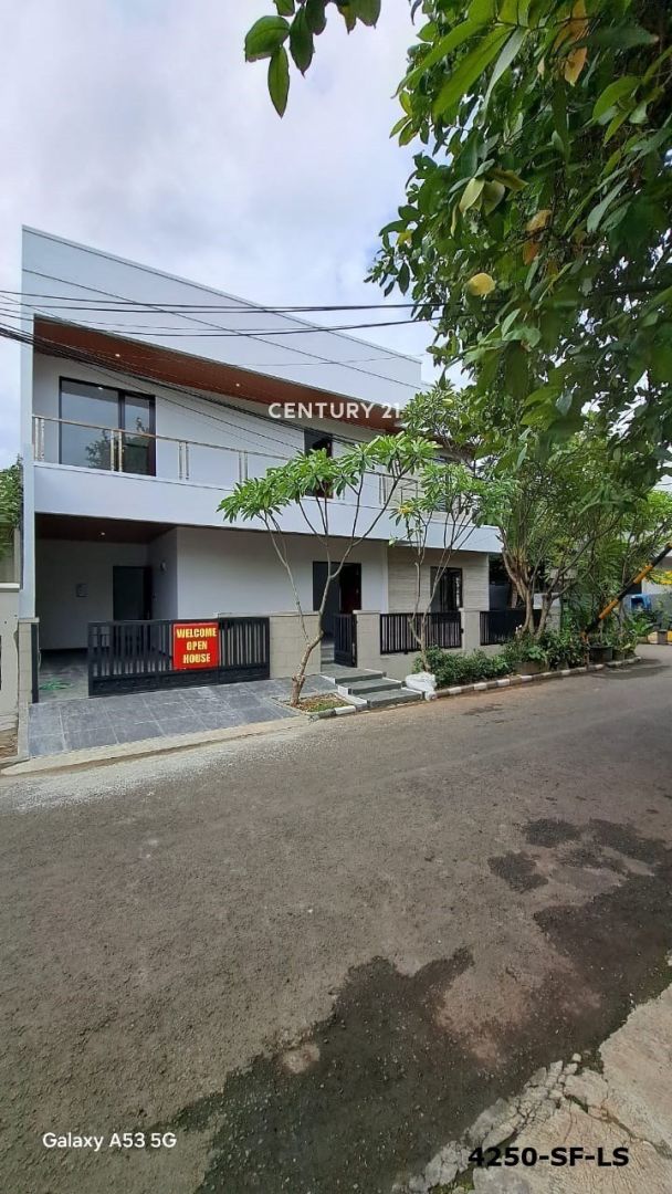 Dijual Rumah Hook Bagus Strategis Di Sektor 9 Bintaro - BeliRumah