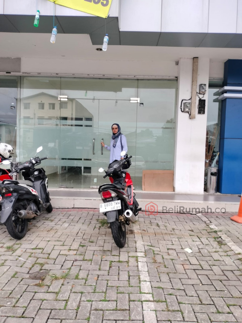 Di jual ruko daerah duren sawit jakarta timur Jln pahlawan revolusi - BeliRumah