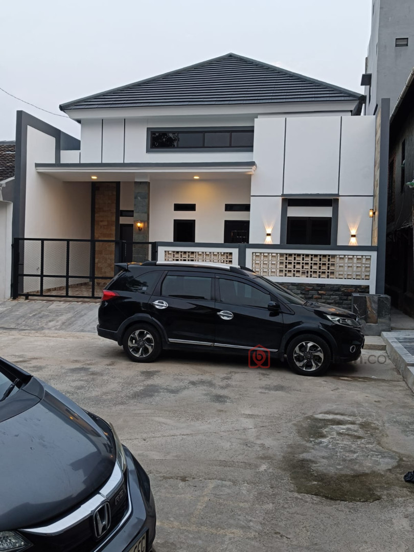RUMAH TAMPILAN ELEGAN "DIJUAL : PERUMAHAN TITIAN  INDAH - BeliRumah