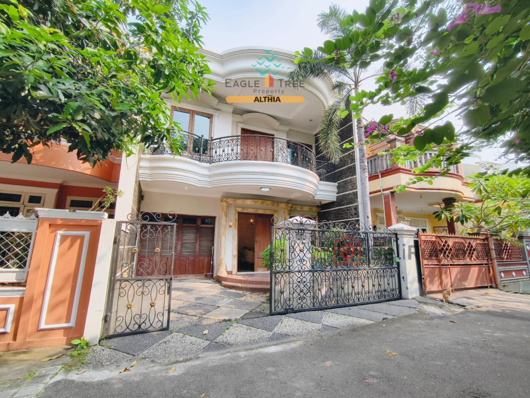 Jual Rumah 2 Lantai Furnish Di Townhouse Petukangan - BeliRumah