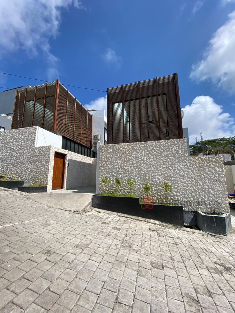 Villa Nusa dua dalam kawasan custer elite - BeliRumah
