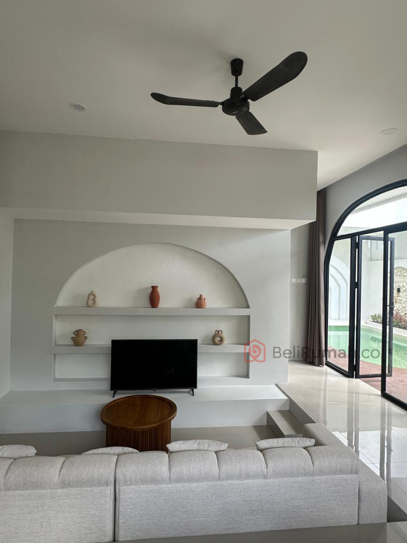 VILLA BARU 3 BR FULLYFURNISHED LOKASI DEKAT CANGGU - BeliRumah