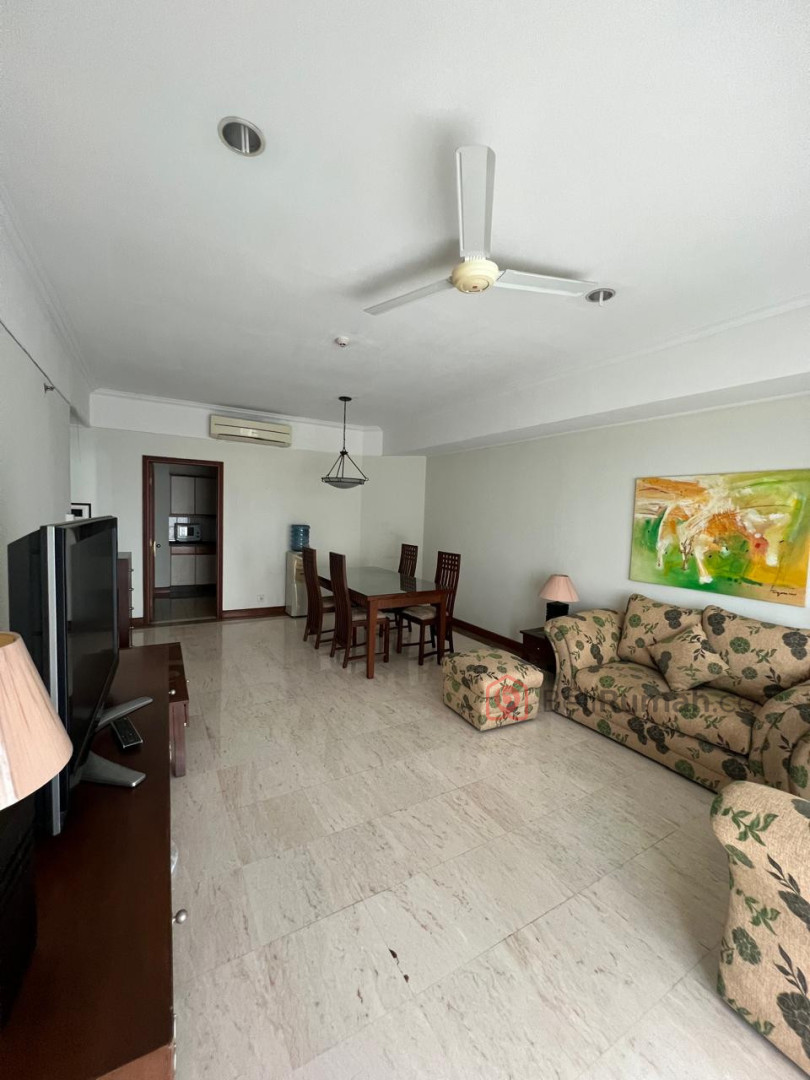 Dijual Apartmen Casablanka Tower I , lantai 11 unit 08 view pool - BeliRumah